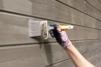 Timing Your Home's Exterior Paint Job: Expert Advice on Seasons and Weather